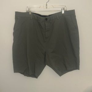 Men’s Green Stretch Flat Front Shorts